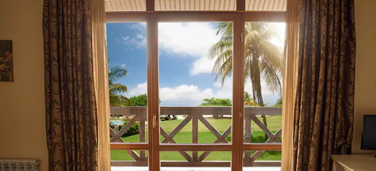 Residential Garden Window Enclosure Repair in Jasmine Estates, FL