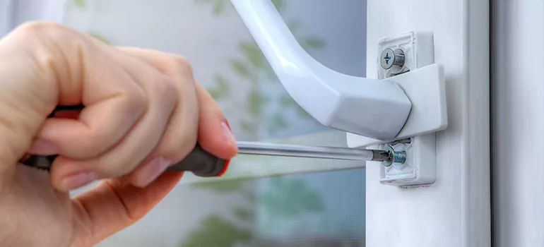 Window Crack Repair in Jasmine Estates, FL