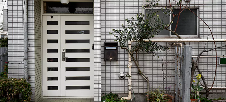 Custom Louvre Doors in Jasmine Estates, FL