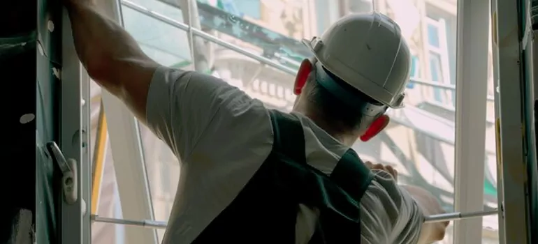 Install Exterior Storm Windows in Jasmine Estates, FL